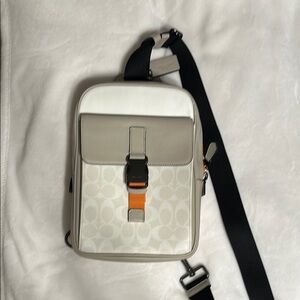 Men’s Coach Track Pack